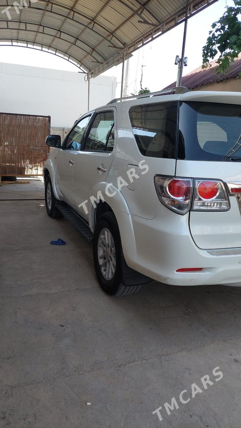 Toyota Fortuner 2014 - 315 000 TMT - Aşgabat - img 3