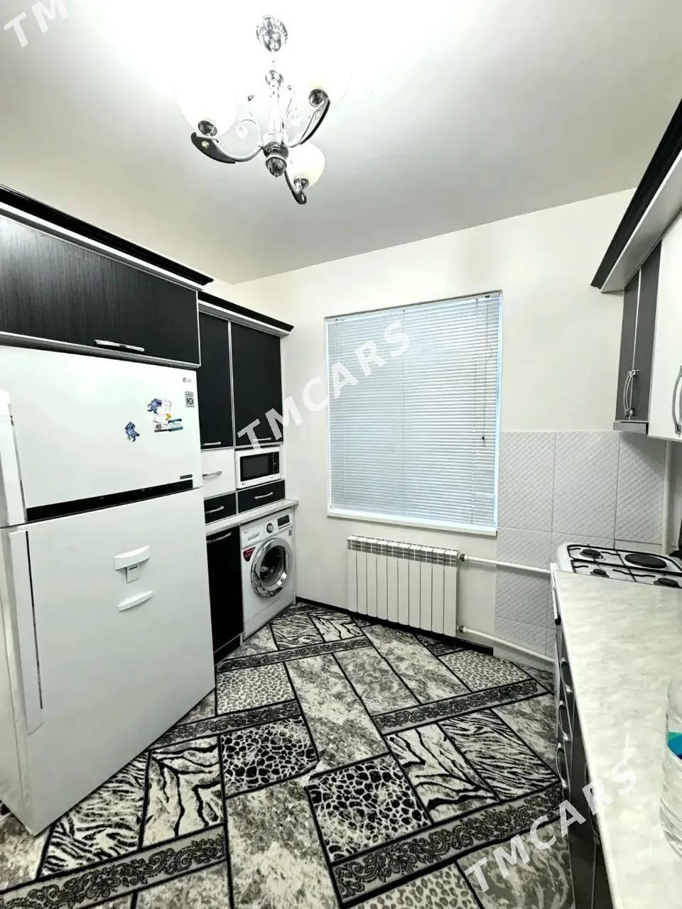Šapak 1 etaj 4 kom - Мары - img 2