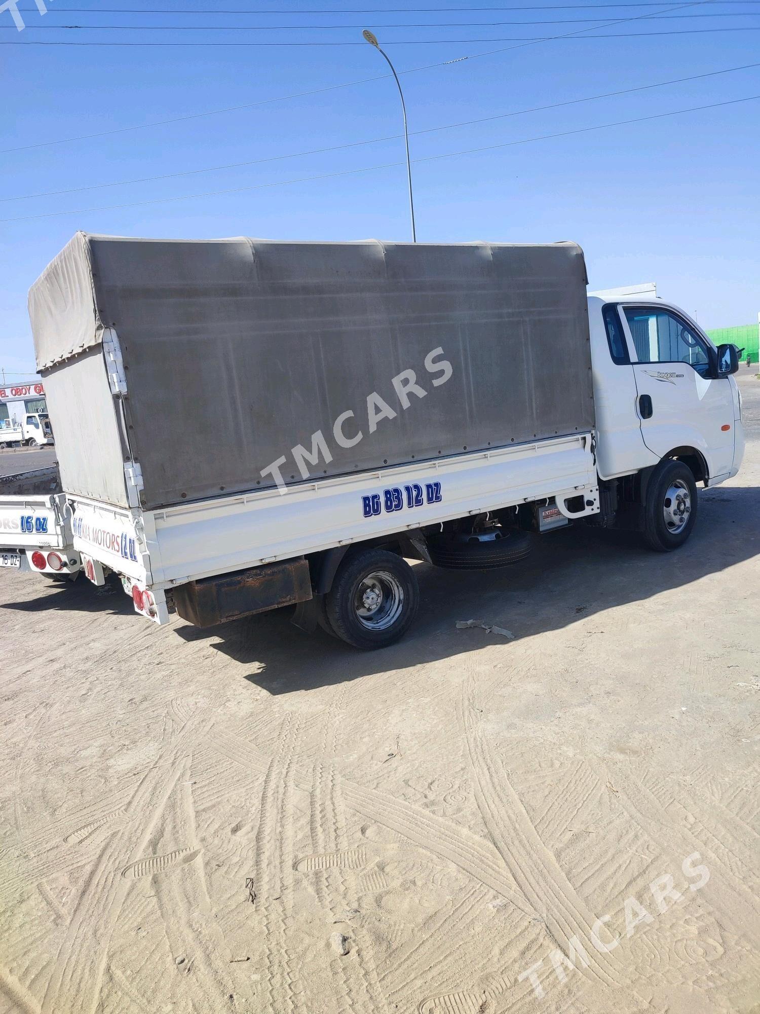 Kia Bongo 2011 - 200 000 TMT - Шабатский этрап - img 2