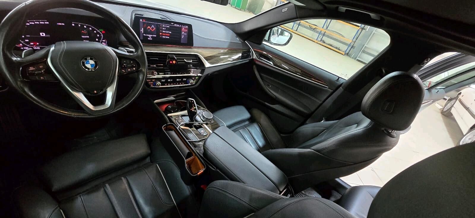BMW 540 2020 - 900 000 TMT - ул. Подвойского (Битарап Туркменистан шаёлы) - img 4