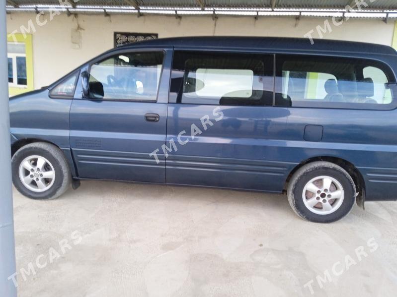 Hyundai H-1 2004 - 100 000 TMT - Magtymguly - img 2