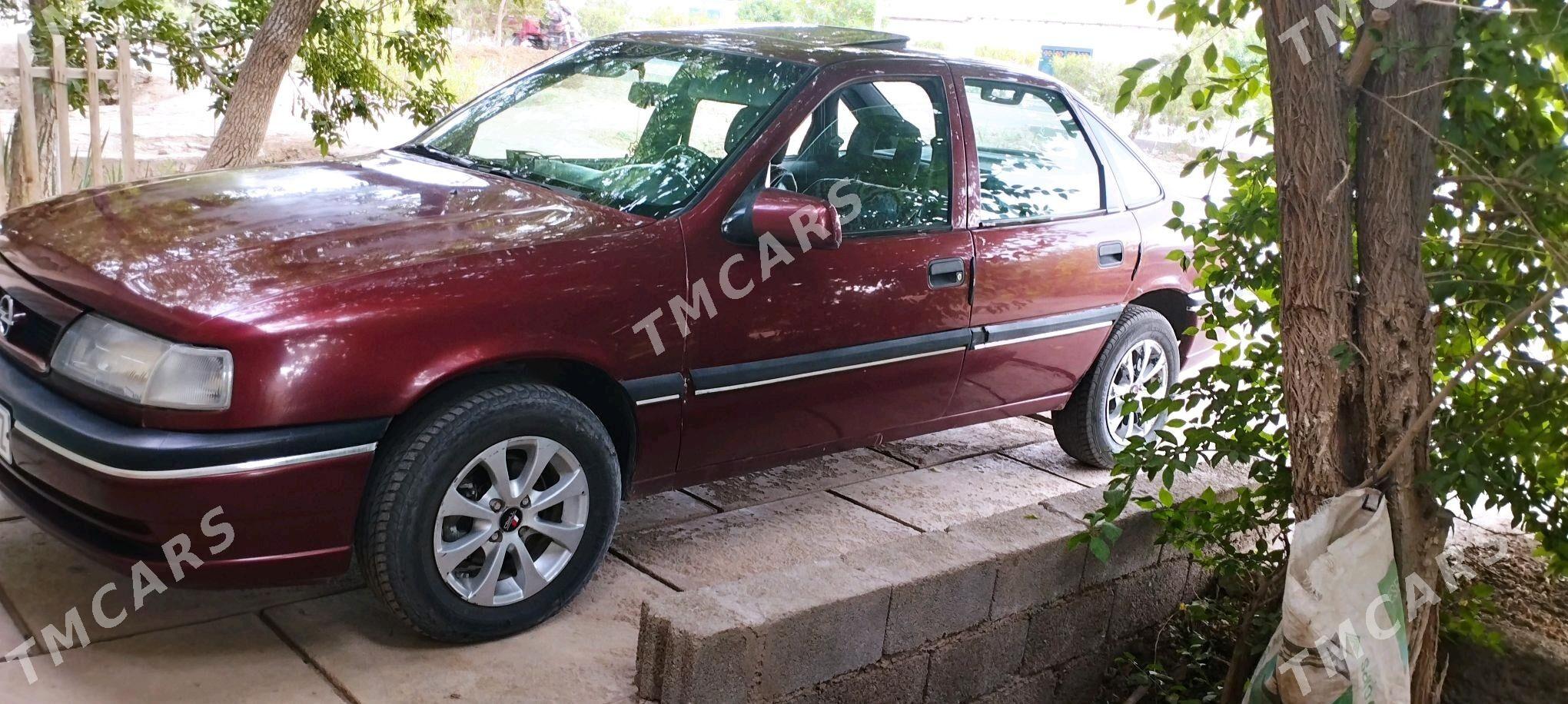Opel Vectra 1993 - 35 000 TMT - Кёнеургенч - img 3