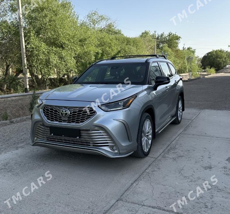 Toyota Highlander 2021 - 500 000 TMT - Дашогуз - img 3