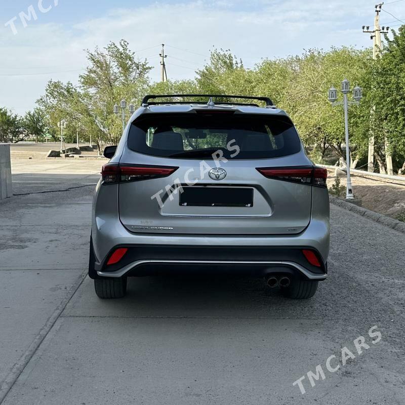 Toyota Highlander 2021 - 500 000 TMT - Дашогуз - img 5