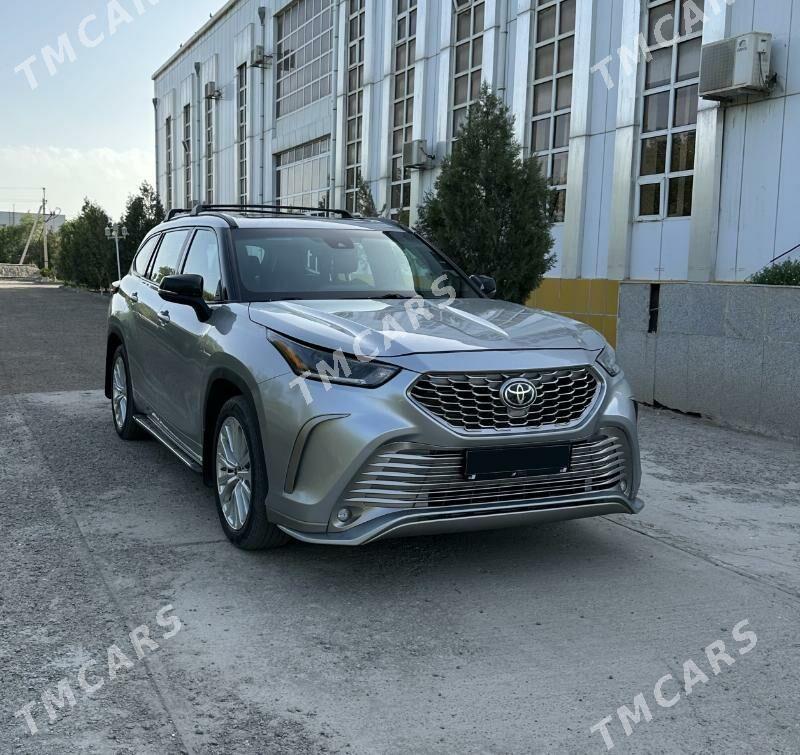 Toyota Highlander 2021 - 500 000 TMT - Дашогуз - img 2