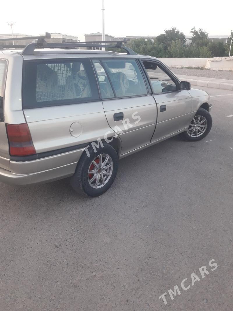 Opel Astra 1996 - 45 000 TMT - Şabat etr. - img 2