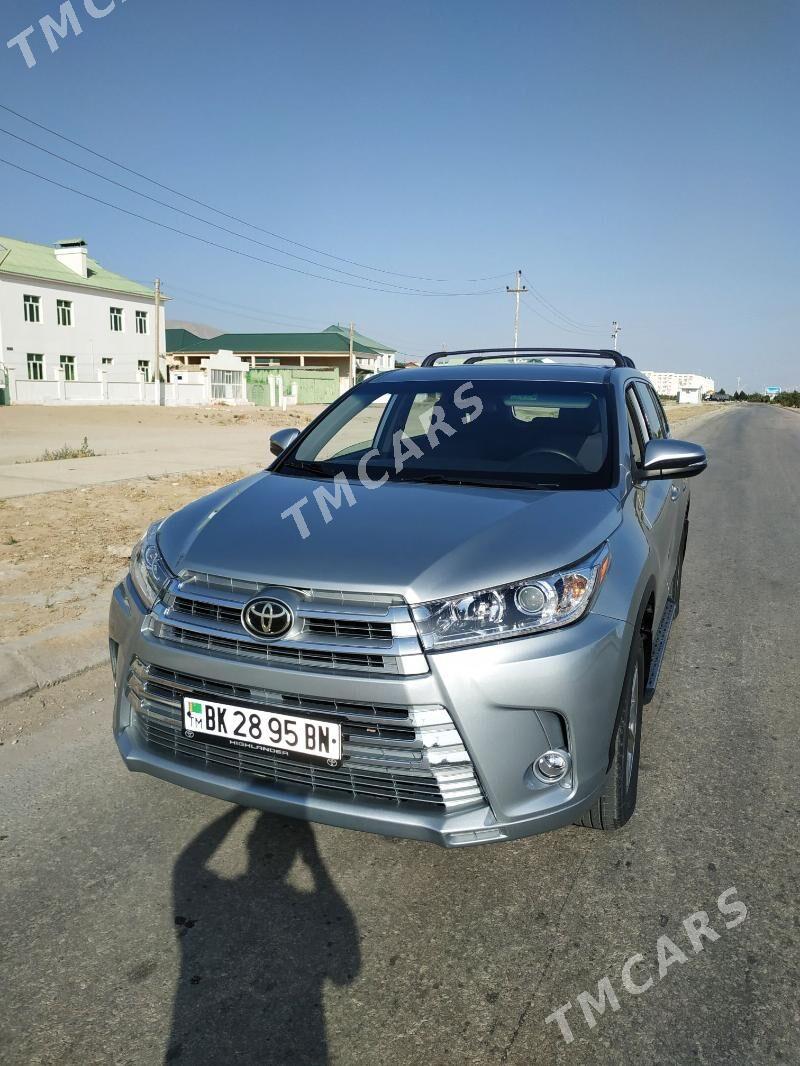 Toyota Highlander 2019 - 375 000 TMT - Балканабат - img 2