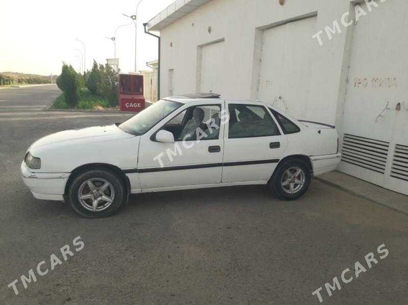 Opel Vectra 1992 - 28 000 TMT - Мургап - img 2