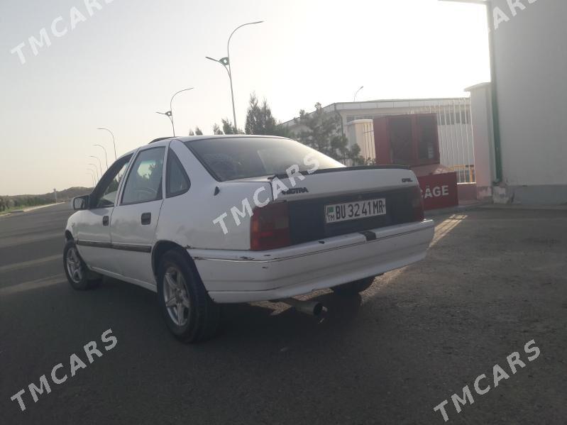 Opel Vectra 1992 - 28 000 TMT - Мургап - img 6