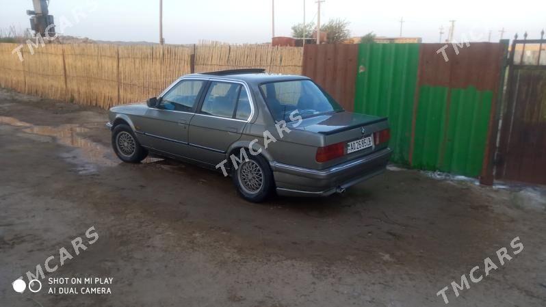 BMW 325 1985 - 22 000 TMT - Türkmenabat - img 4
