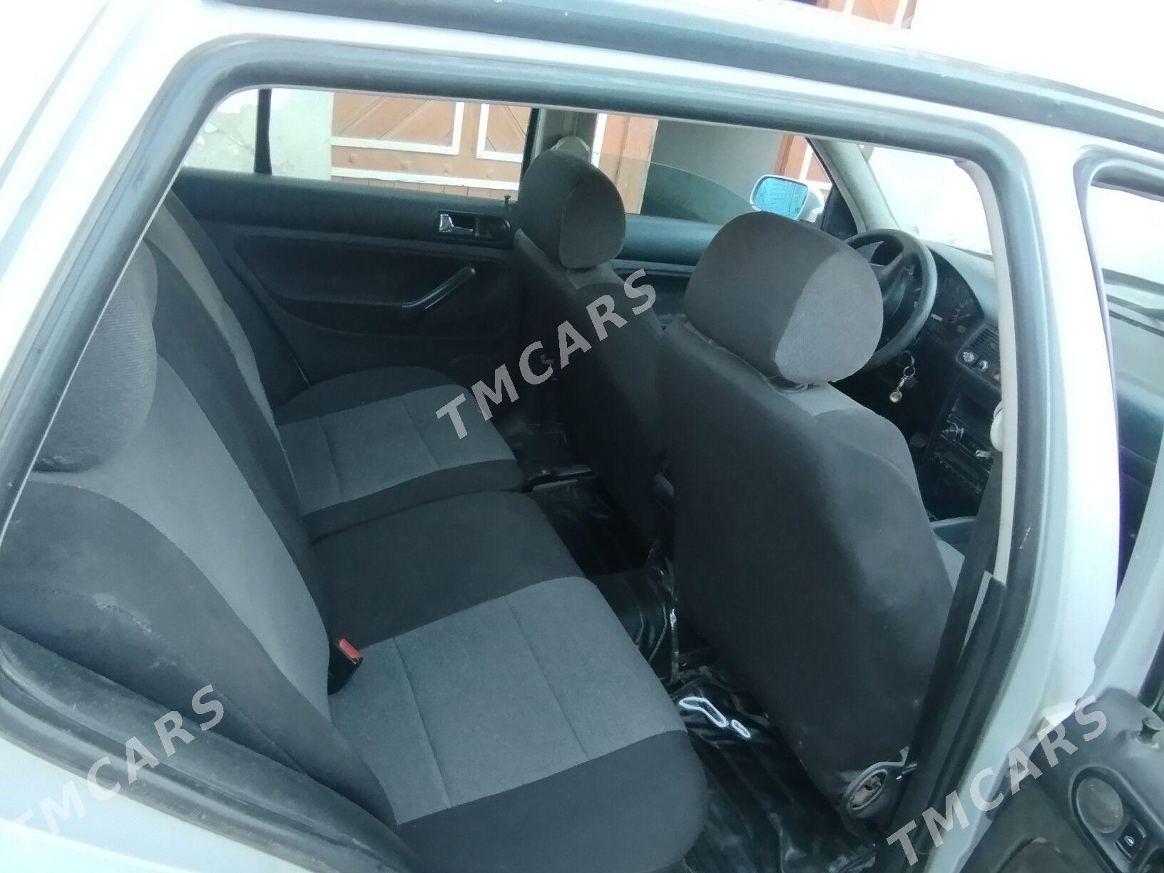 Volkswagen Golf 1998 - 40 000 TMT - Дашогуз - img 3
