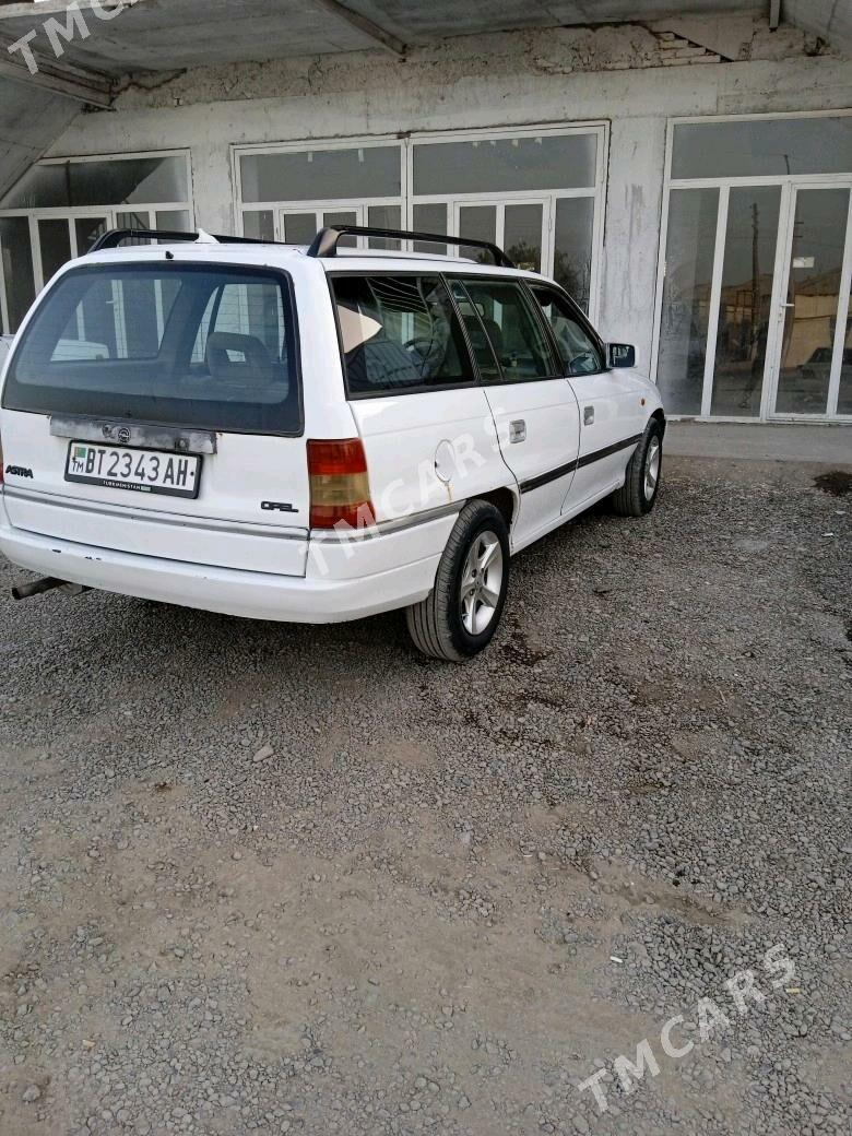 Opel Astra 1994 - 33 000 TMT - Tejen - img 3