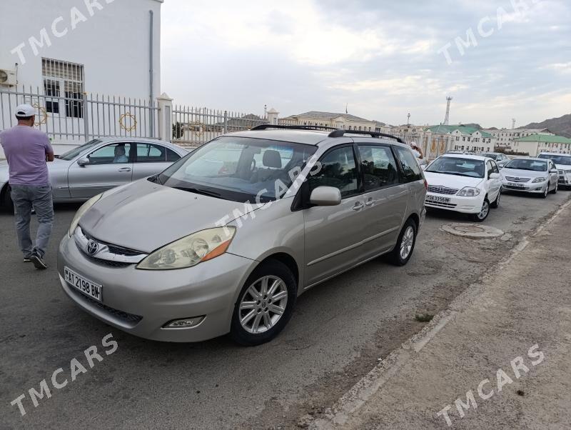 Toyota Sienna 2009 - 190 000 TMT - Türkmenbaşy - img 2
