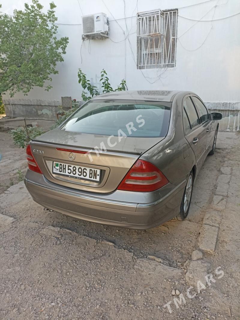 Mercedes-Benz C280 2007 - 120 000 TMT - Балканабат - img 3