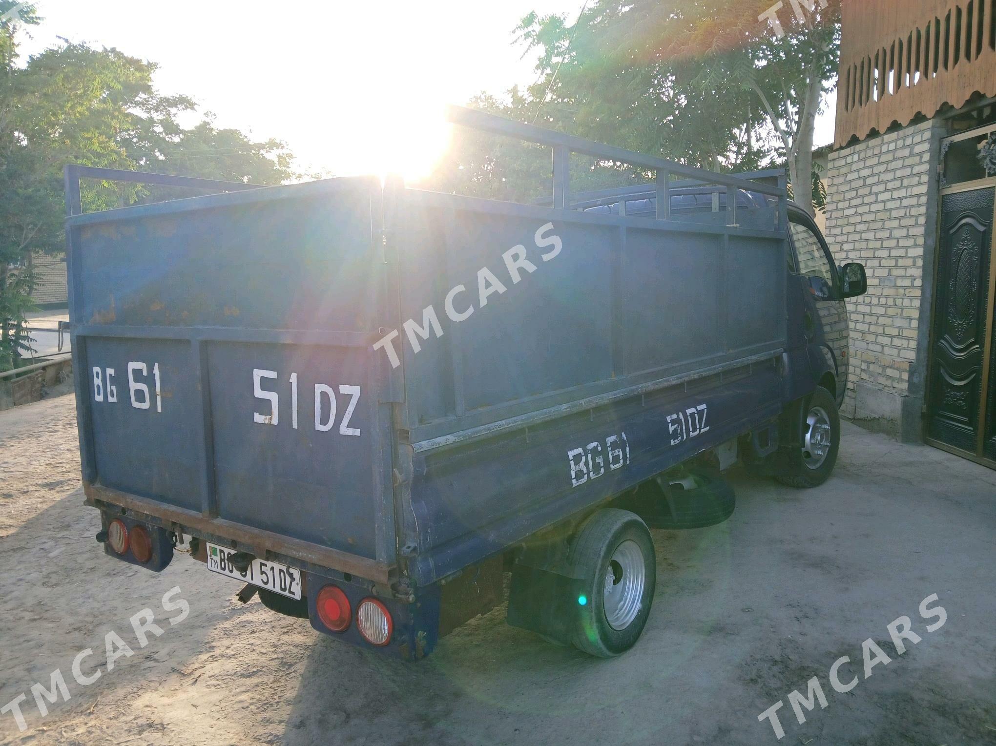Kia Bongo 2010 - 180 000 TMT - Гурбансолтан Едже - img 3