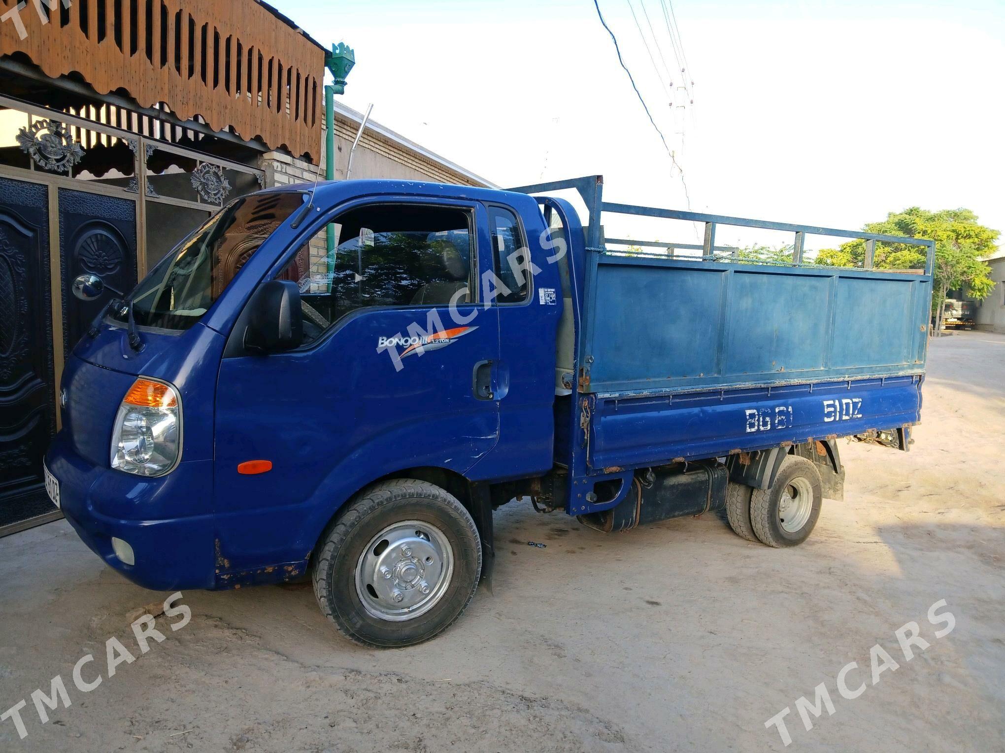 Kia Bongo 2010 - 180 000 TMT - Гурбансолтан Едже - img 5