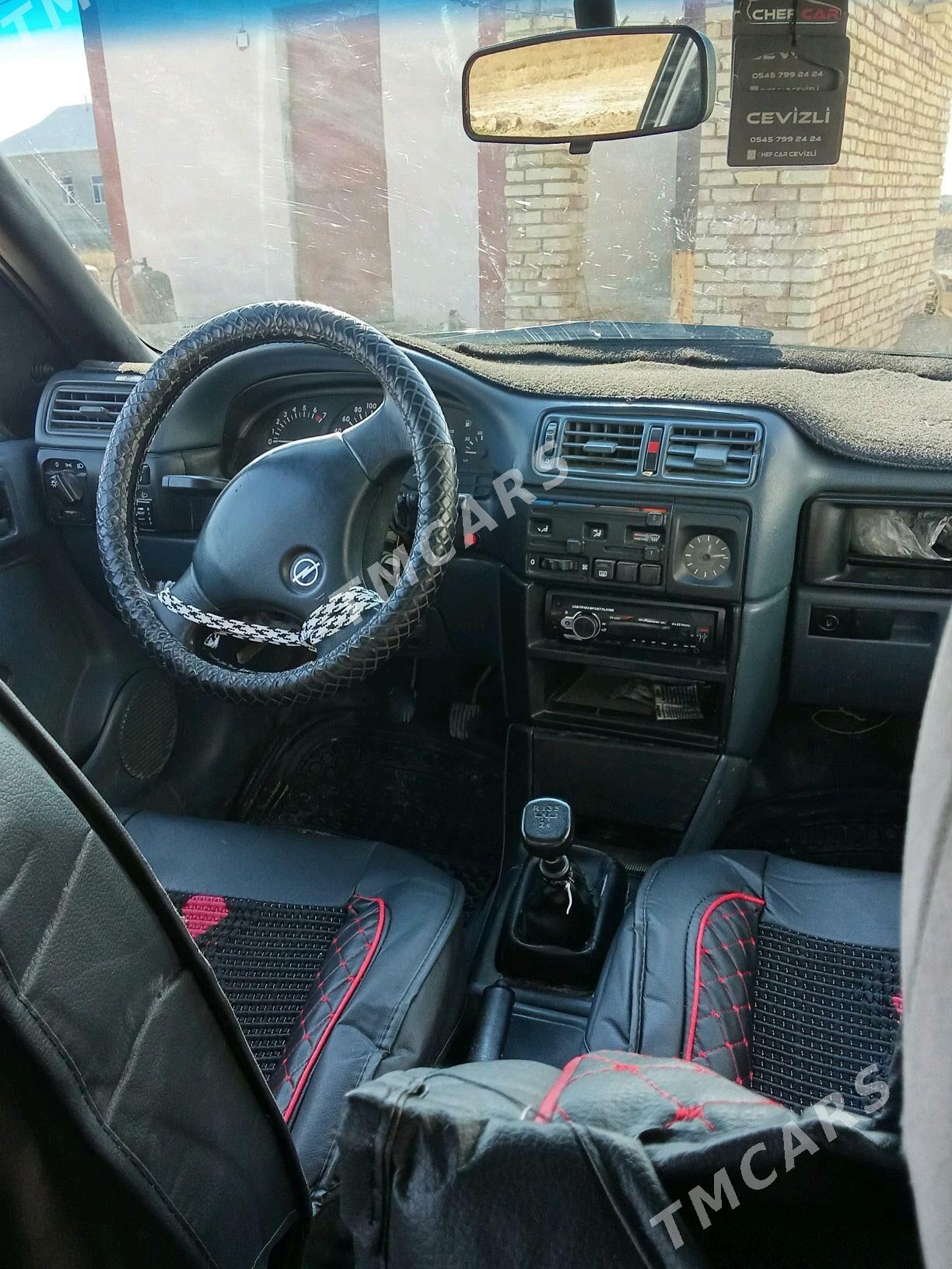 Opel Vectra 1993 - 32 000 TMT - Мургап - img 7