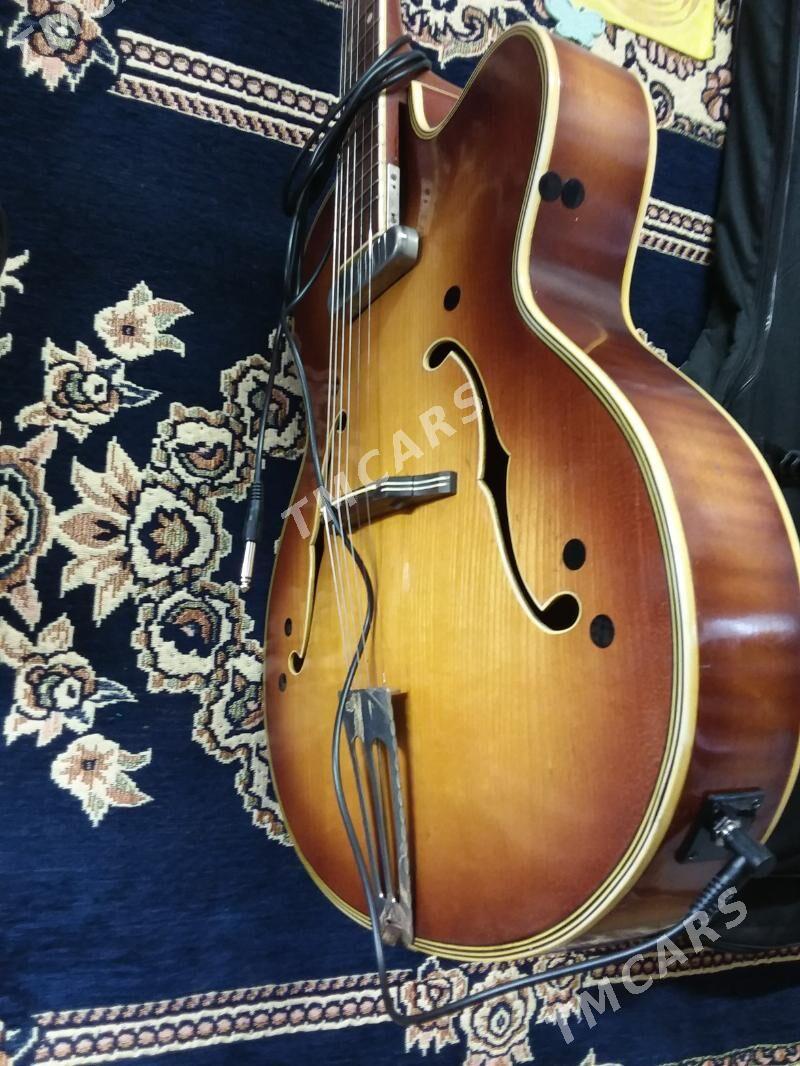 ЭЛЕКТРО-АКУСТИЧЕСКАЯ GITARA - 1 mkr - img 8