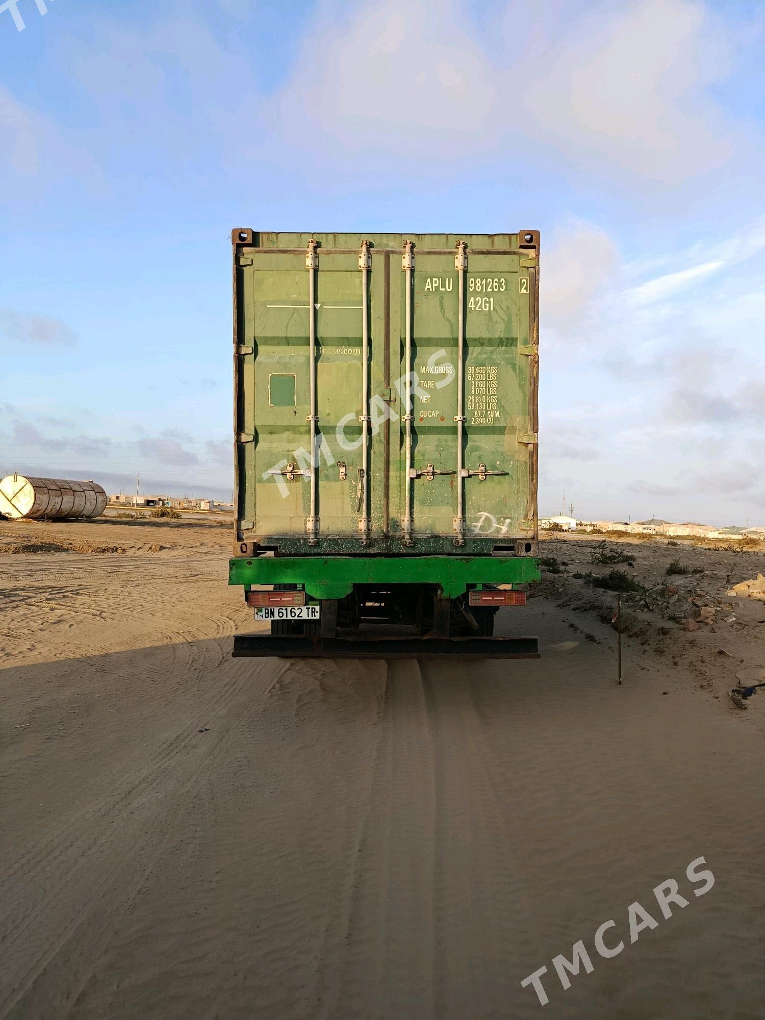 Kamaz 6520 2011 - 320 000 TMT - Туркменбаши - img 3