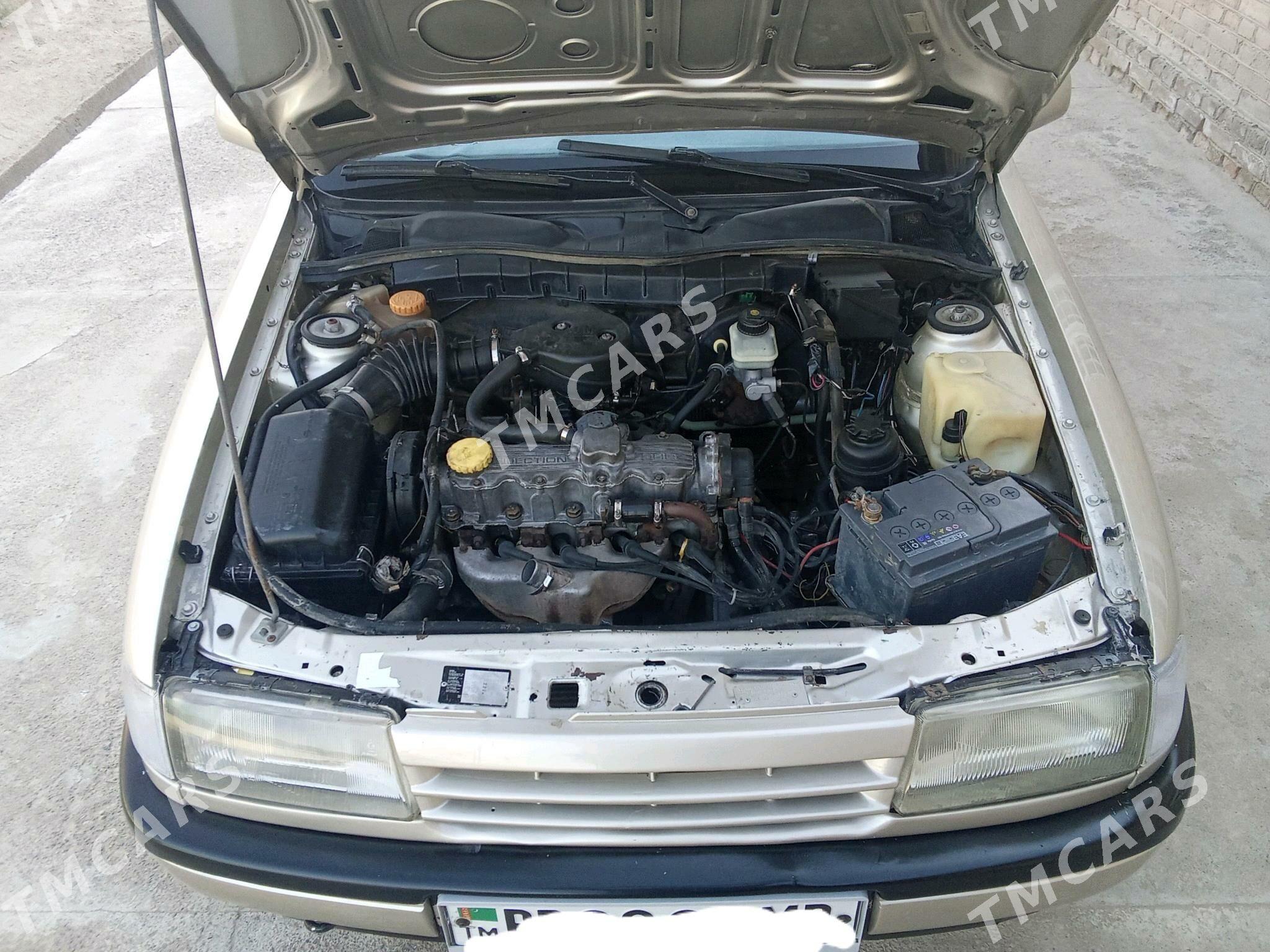 Opel Vectra 1992 - 35 000 TMT - Mary - img 8