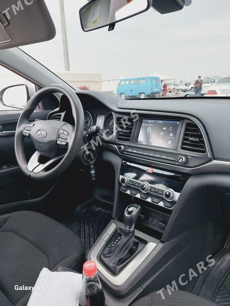 Hyundai Elantra 2020 - 230 000 TMT - Туркменабат - img 3