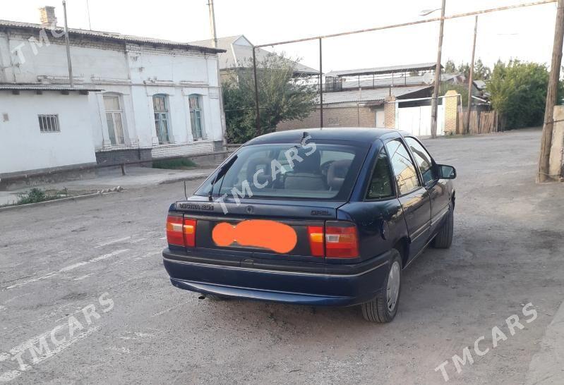 Opel Vectra 1993 - 35 000 TMT - Мары - img 1