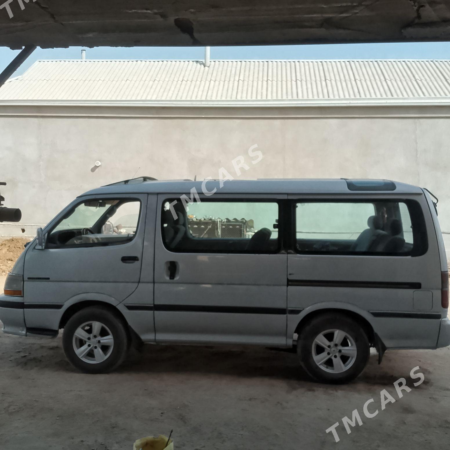 Toyota Hiace 1990 - 70 000 TMT - Mary - img 2