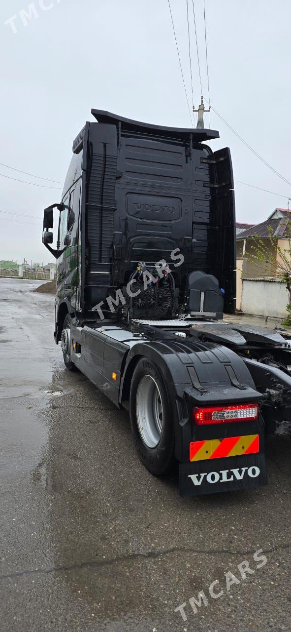 Volvo FH 460 2022 - 1 350 000 TMT - Aşgabat - img 2