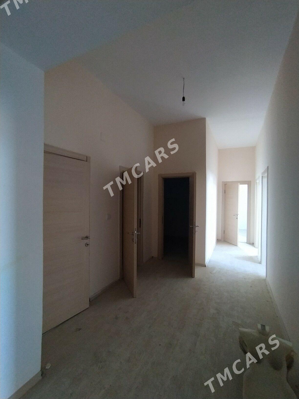 Новруз Полуэлитка 2эт 3к 145м² - Дашогуз - img 6