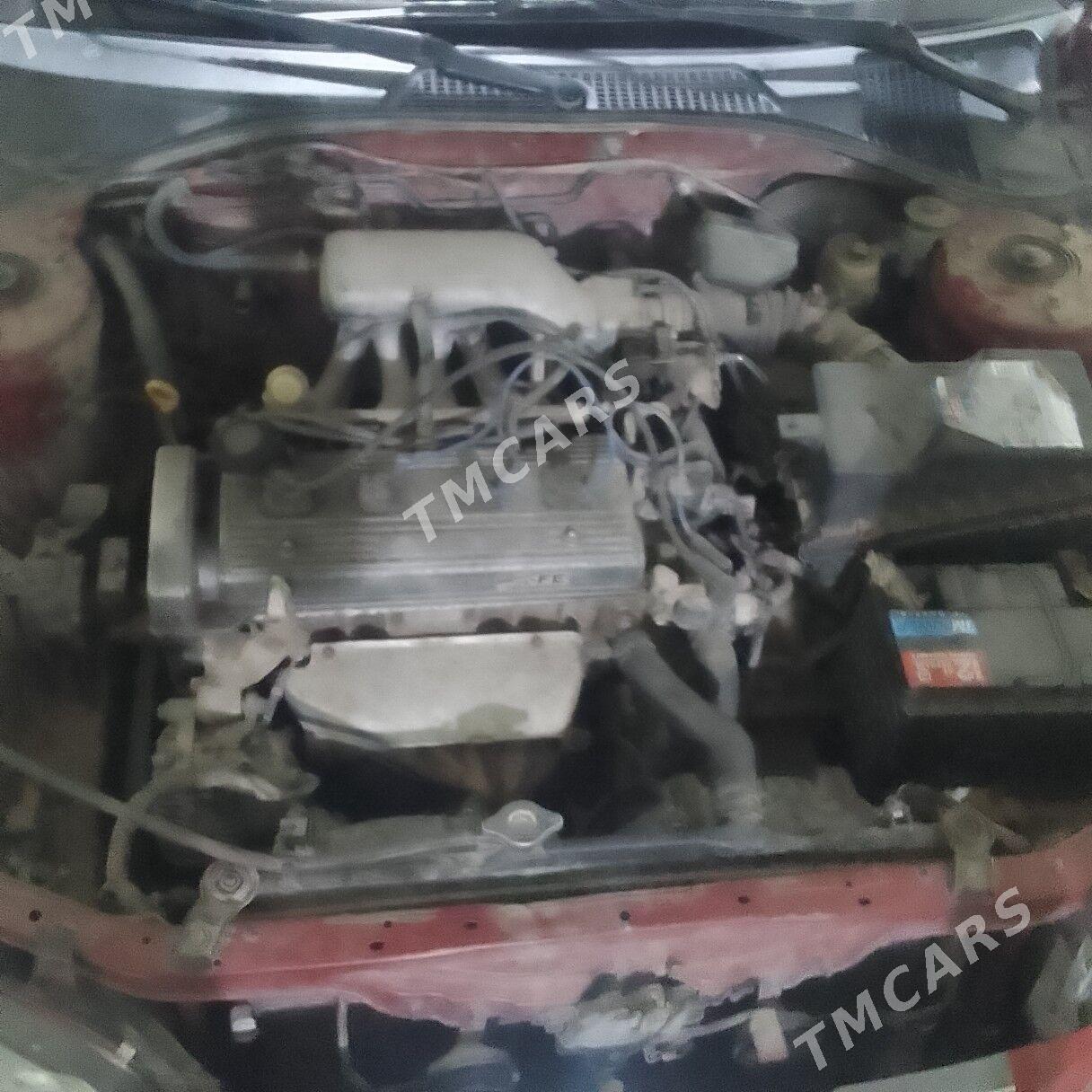 Toyota Avensis 2000 - 80 000 TMT - Туркменабат - img 3