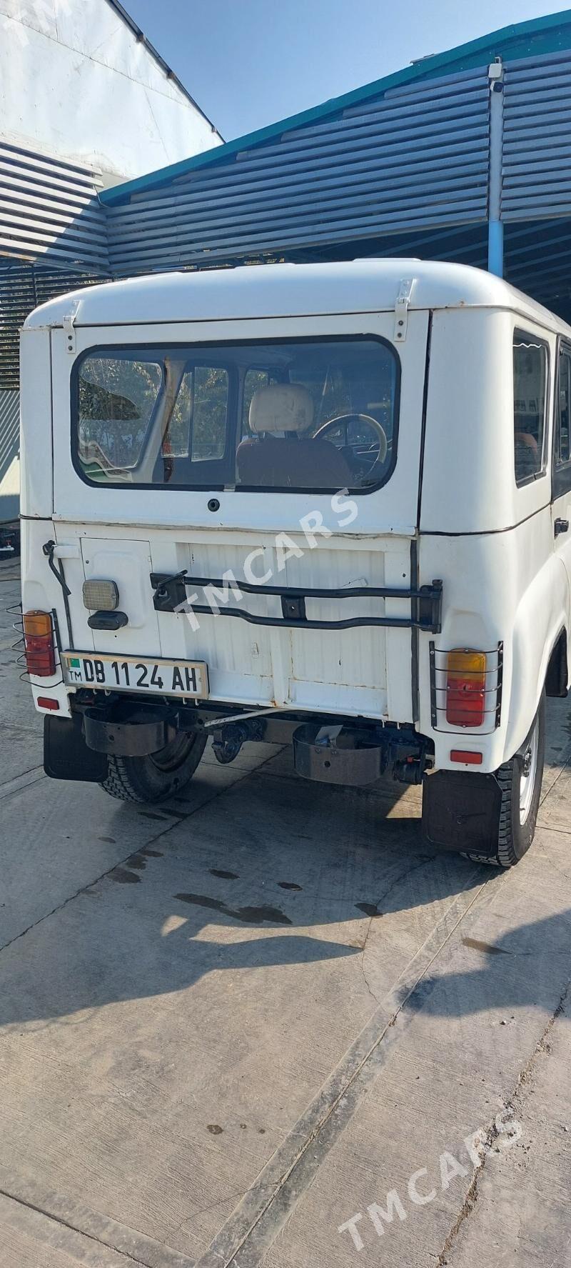 UAZ 469 2002 - 39 000 TMT - Bäherden - img 3
