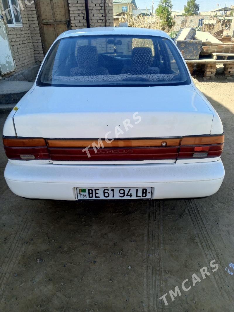 Toyota Corolla 1995 - 45 000 TMT - Туркменабат - img 4