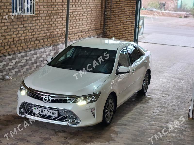 Toyota Camry 2017 - 575 000 TMT - Ашхабад - img 4