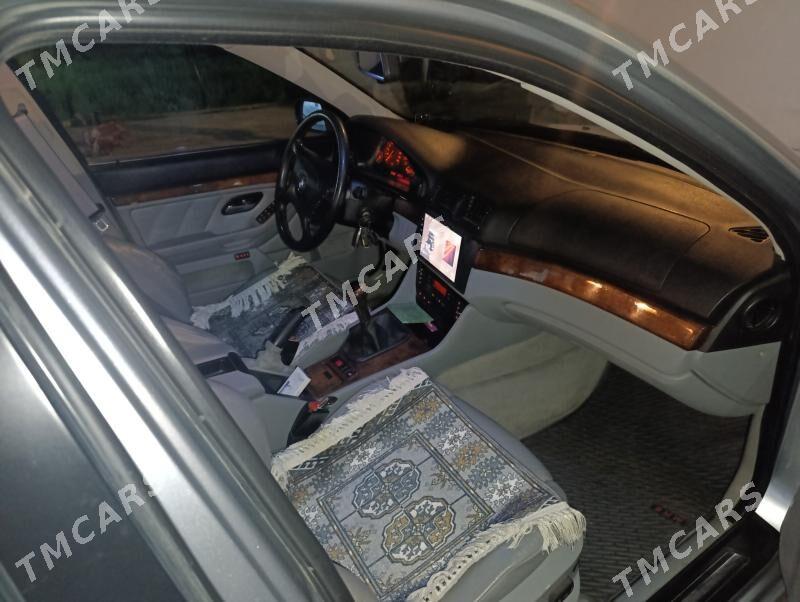 BMW E39 2003 - 130 000 TMT - Мары - img 7