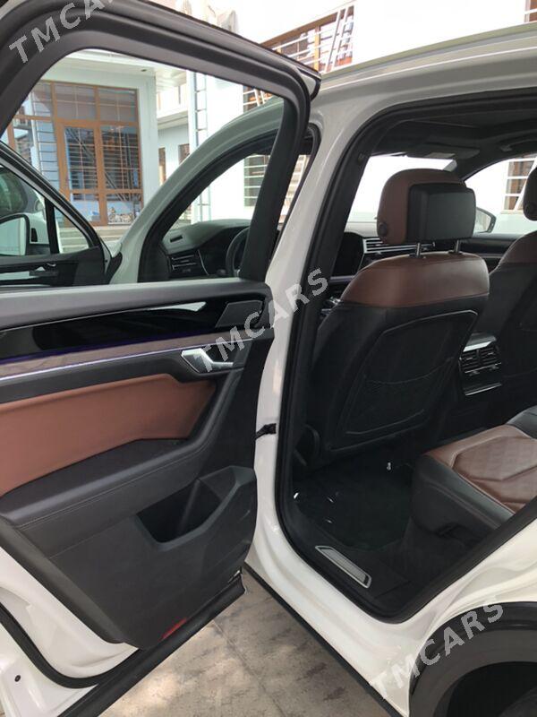 Volkswagen Touareg 2021 - 1 180 000 TMT - Aşgabat - img 2