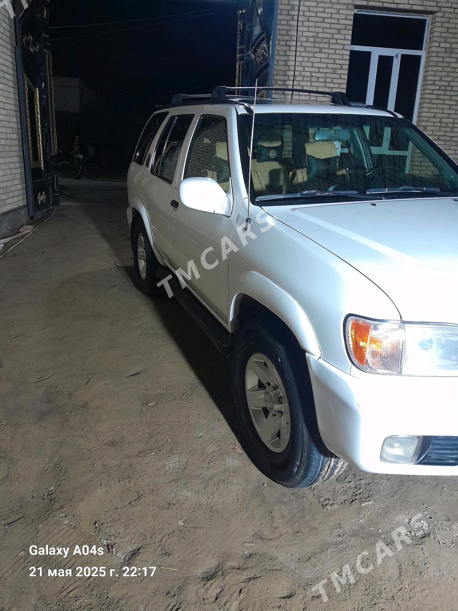 Nissan Pathfinder 2001 - 125 000 TMT - Çärjew - img 4