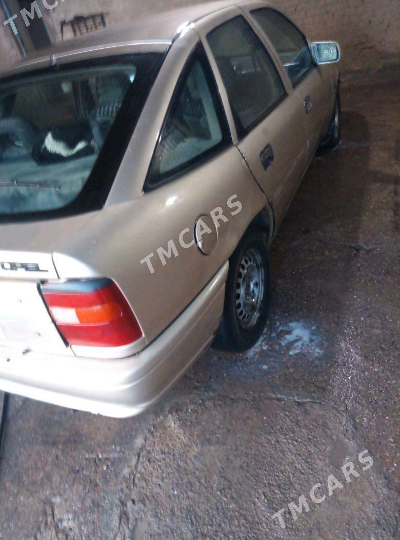 Opel Vectra 1991 - 16 000 TMT - Mary - img 2