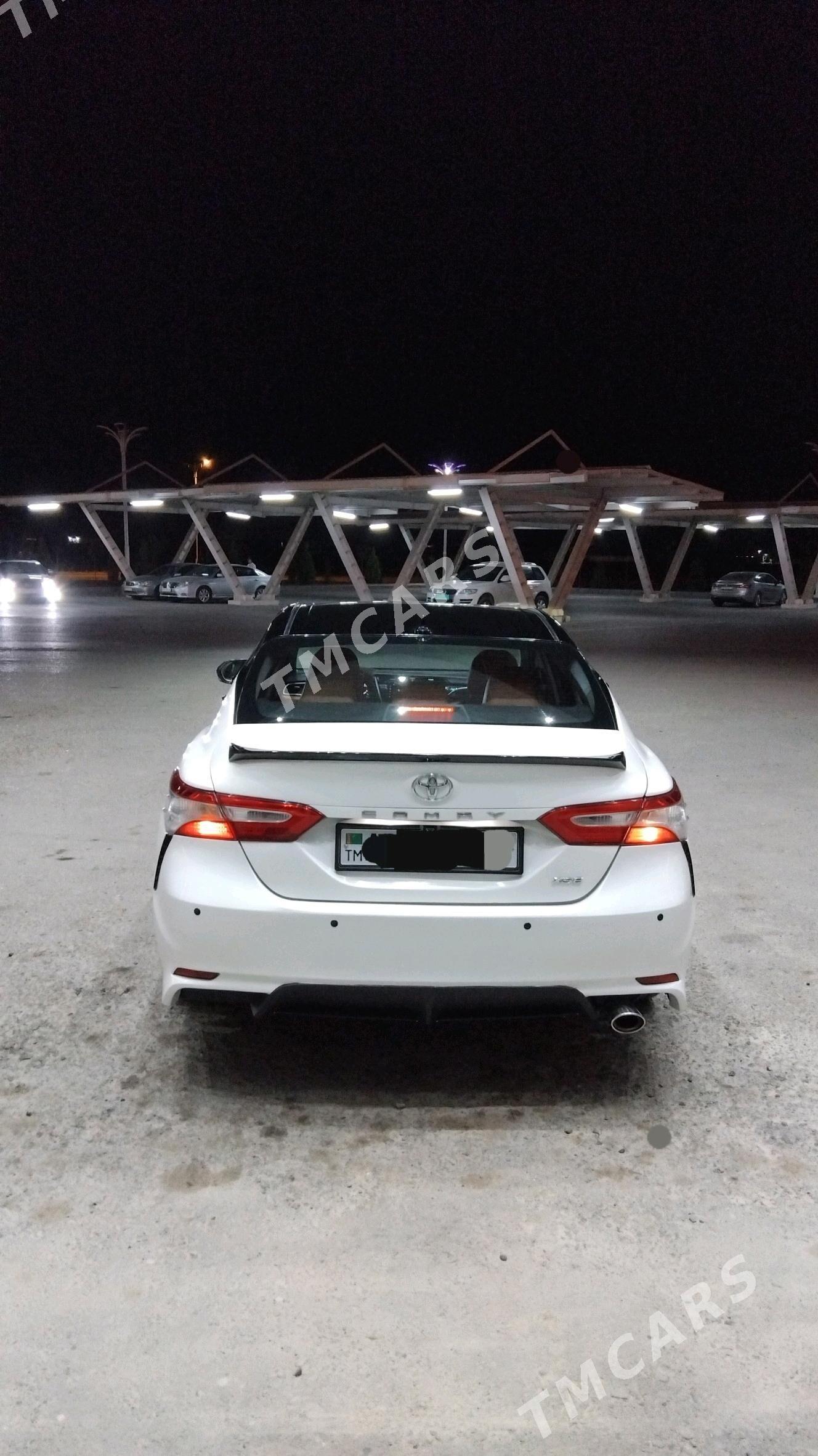 Toyota Camry 2018 - 250 000 TMT - Türkmenabat - img 8