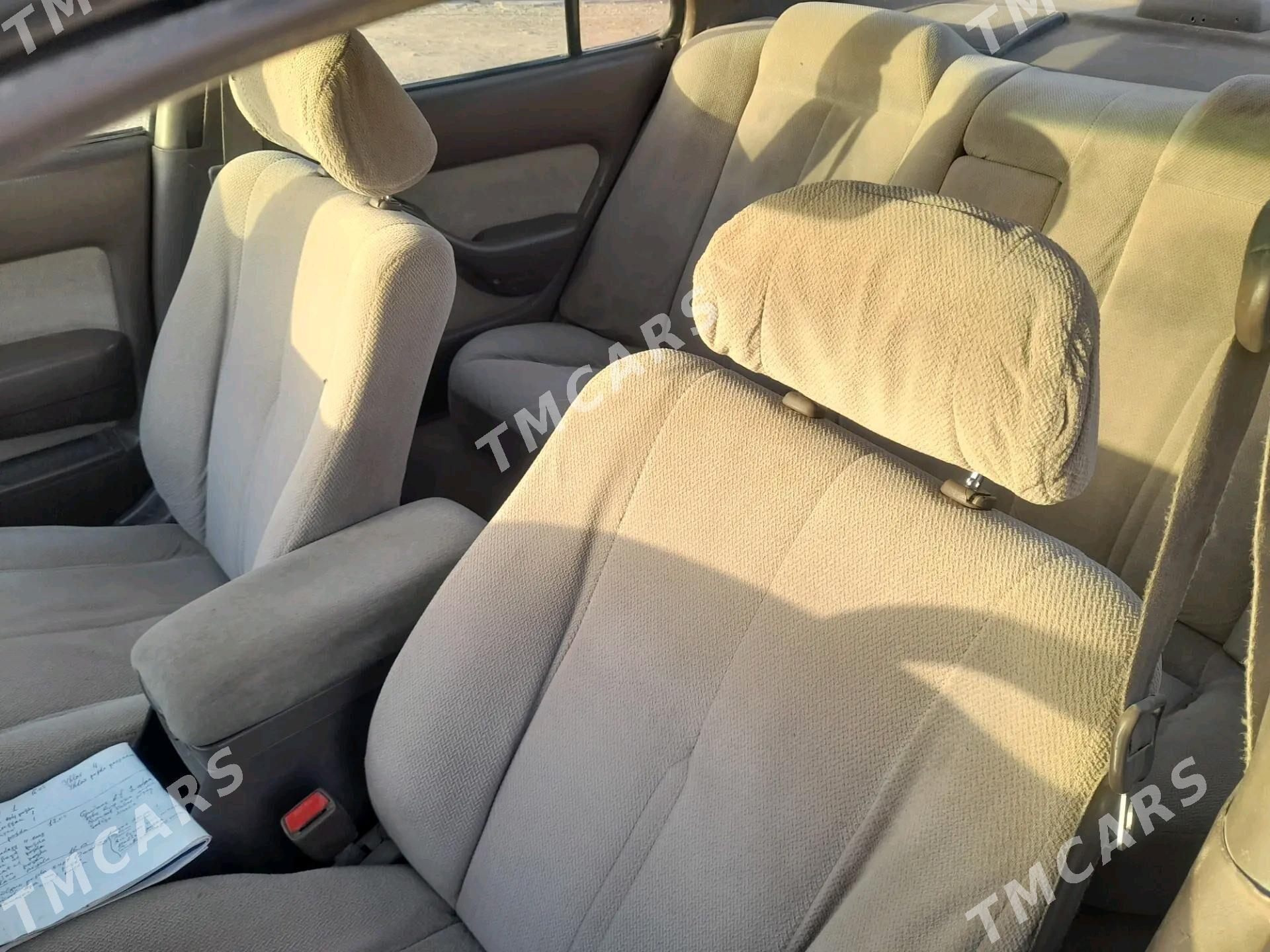 Toyota Camry 1995 - 75 000 TMT - Sarahs - img 5