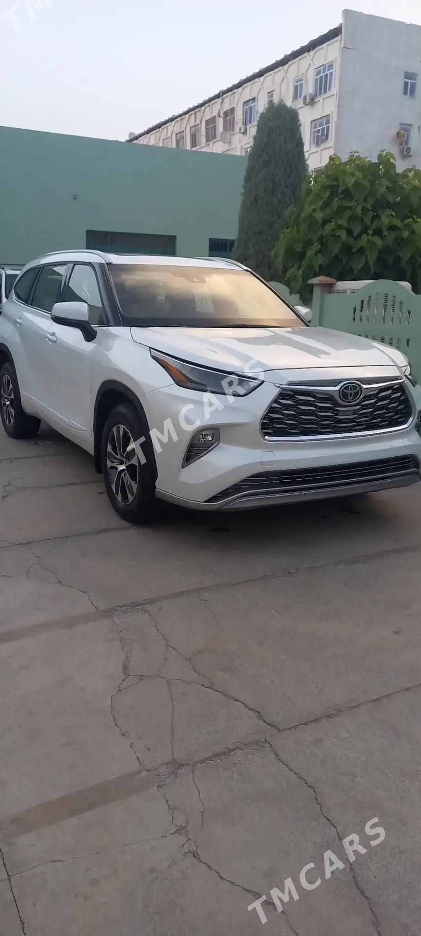 Toyota Highlander 2022 - 700 000 TMT - Ашхабад - img 3