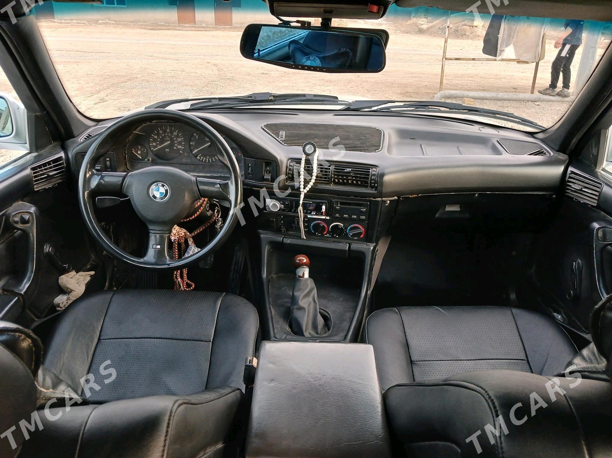 BMW 525 1991 - 50 000 TMT - Векильбазар - img 7
