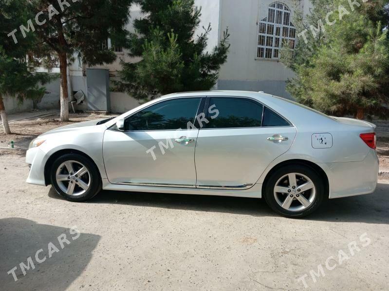 Toyota Camry 2012 - 240 000 TMT - Türkmenabat - img 2