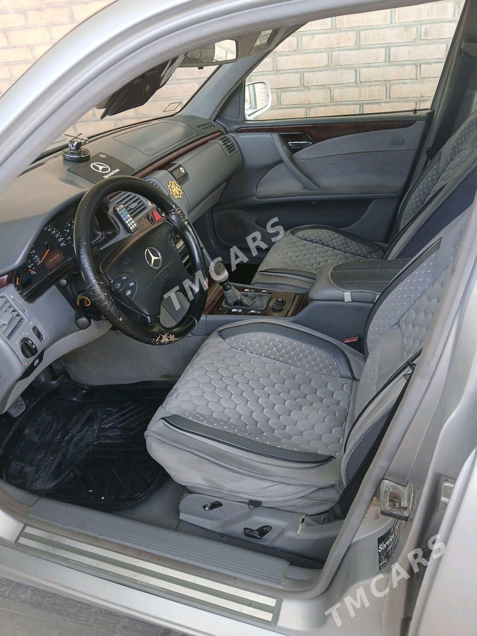 Mercedes-Benz 230E 2000 - 80 000 TMT - Şabat etr. - img 2