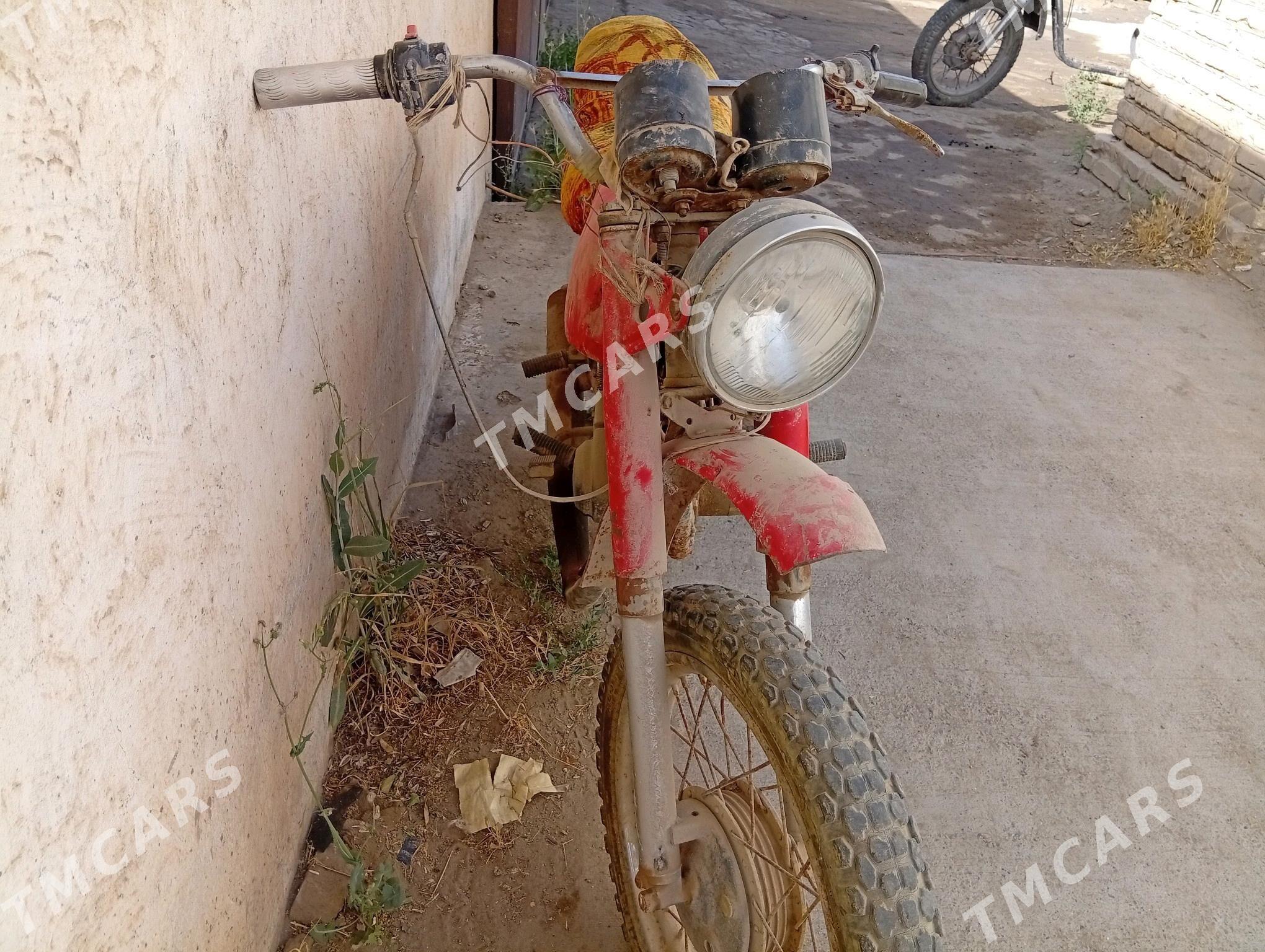 Fekon FK150-8G 2002 - 3 000 TMT - Халач - img 3
