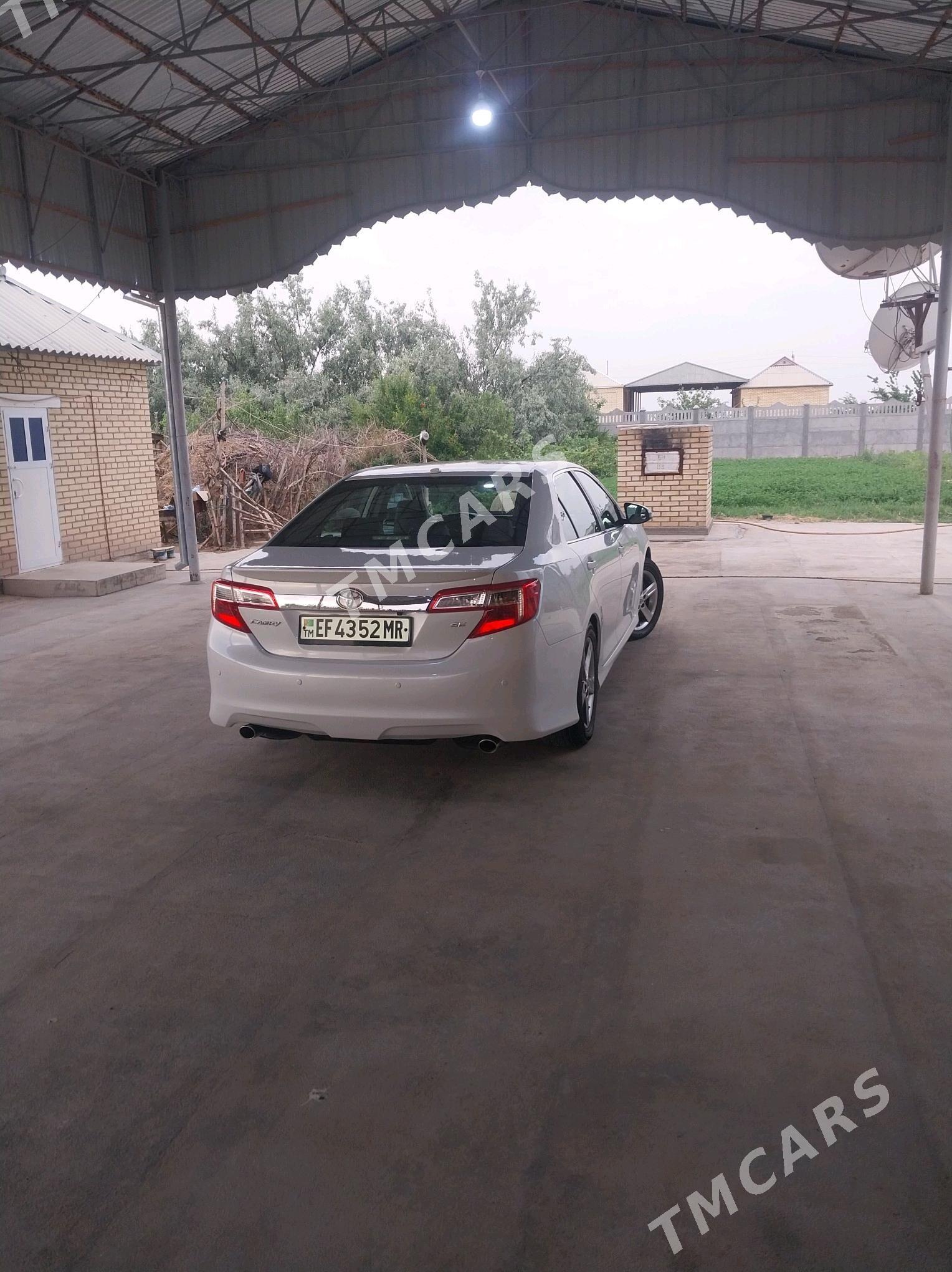 Toyota Camry 2012 - 235 000 TMT - Мары - img 4