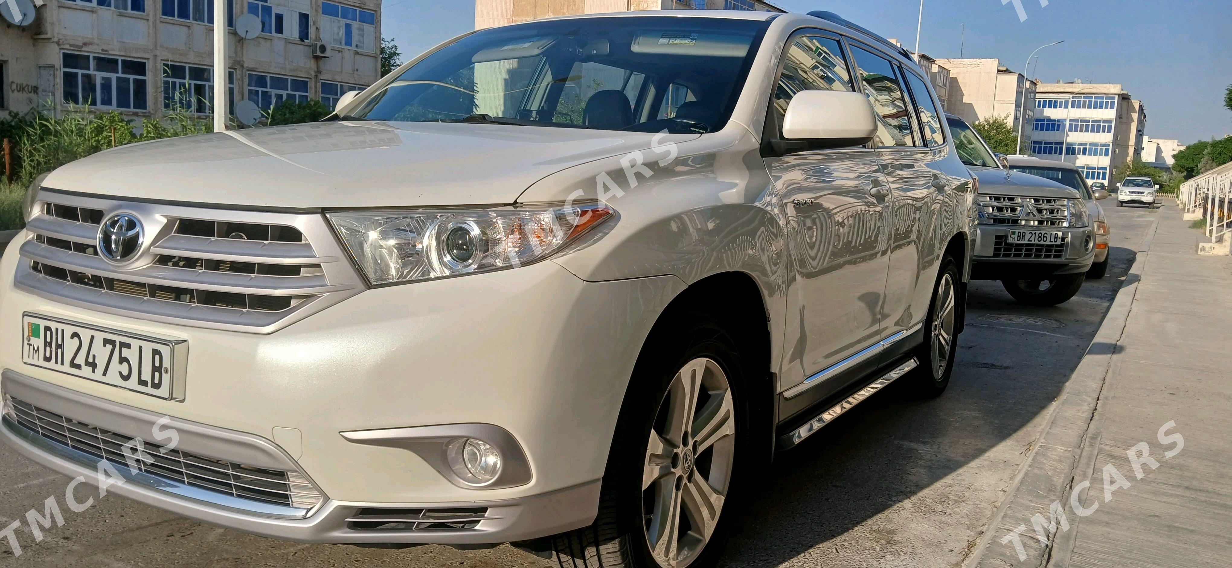 Toyota Highlander 2011 - 350 000 TMT - Туркменабат - img 2
