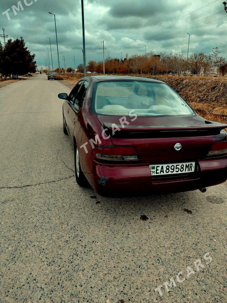 Nissan Altima 1993 - 50 000 TMT - Мары - img 5