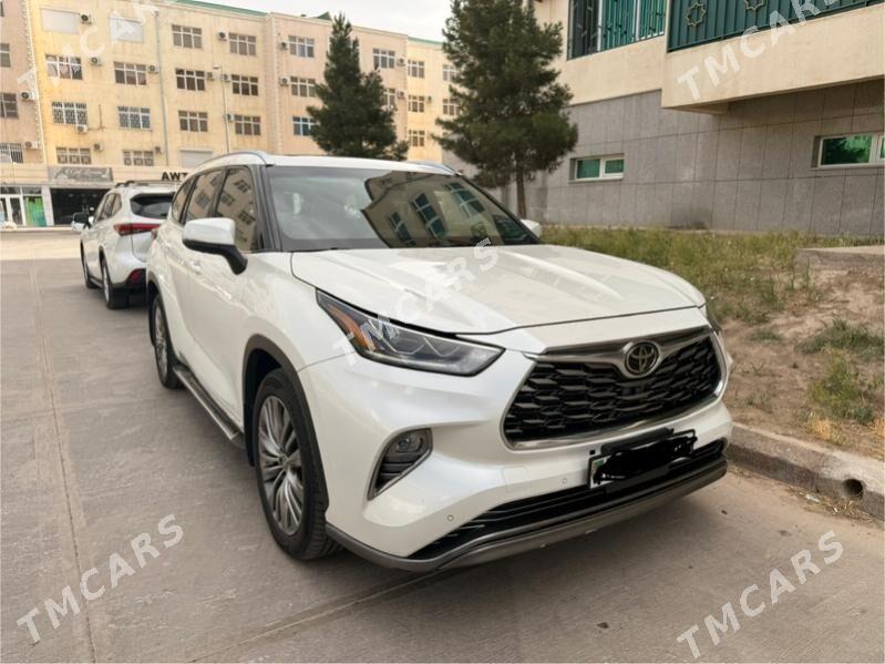 Toyota Highlander 2022 - 720 000 TMT - Мары - img 4