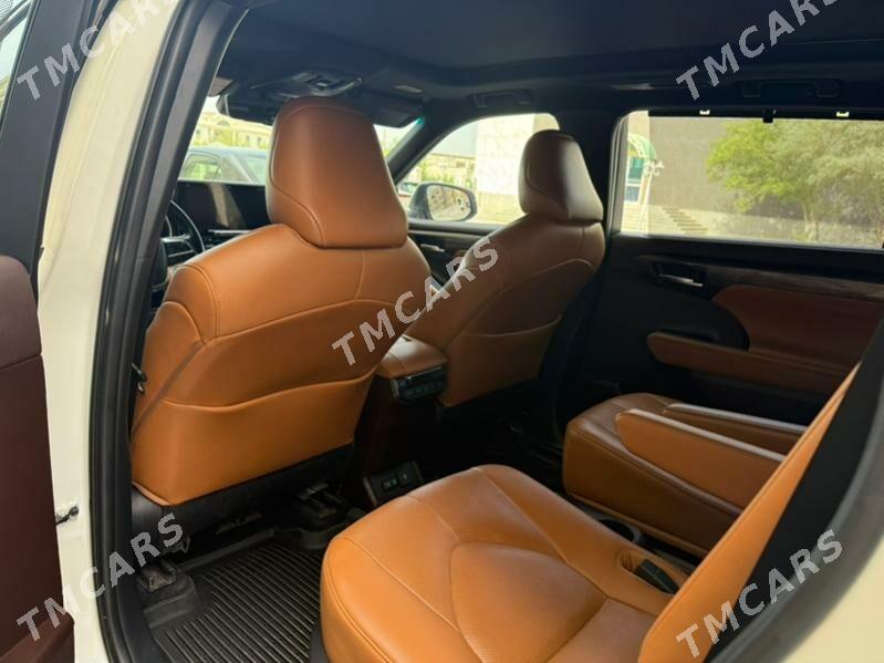 Toyota Highlander 2022 - 720 000 TMT - Мары - img 6