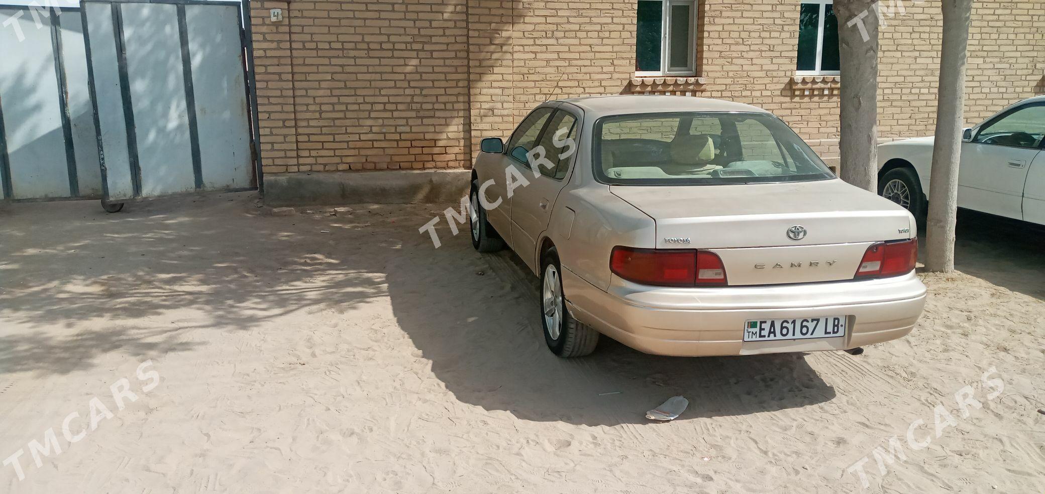 Toyota Camry 1996 - 65 000 TMT - Hojambaz - img 2